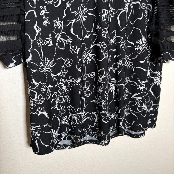 89th + Madison Blouse Women's Large Black Short Sleeve Square Neck Sheer Top - Picture 3 of 8